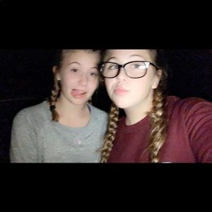 Meet your Posher, Alexis